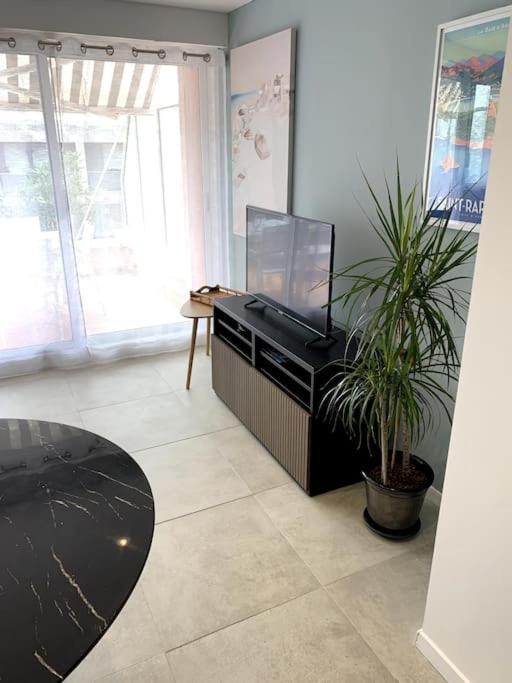 Appartement Saint-Raphael Extérieur photo